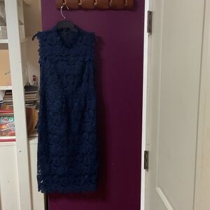 Chic Navy Floral Lace Midi Dress